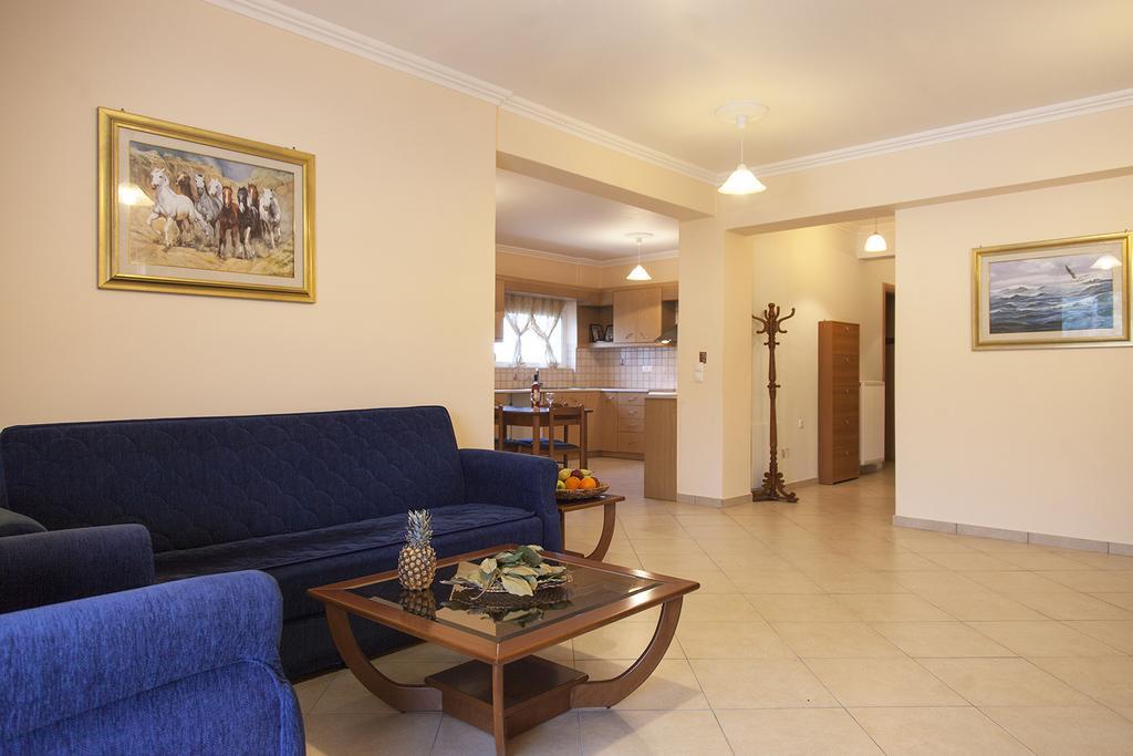 Apolpaina L Apartments Экстерьер фото